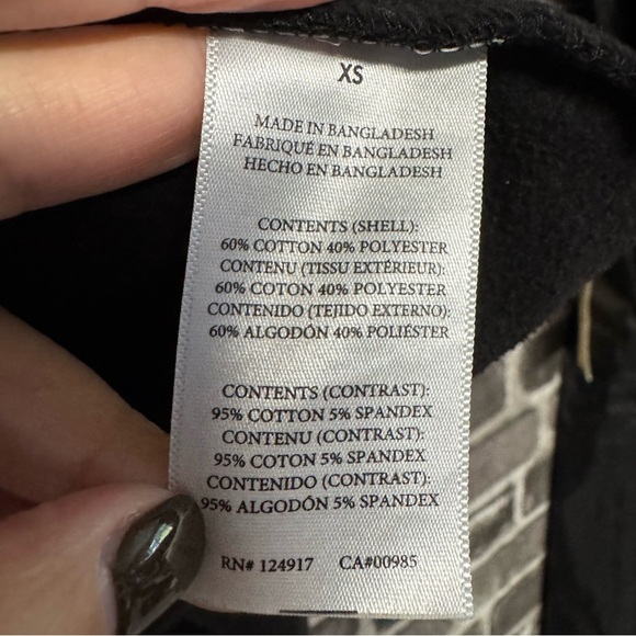 WeWoreWhat black cropped oversized sweater - Picture 6 of 9